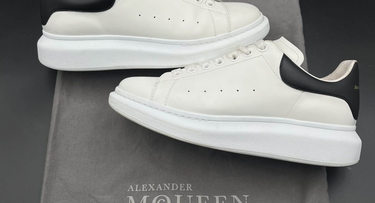 4377 Alexander Mcqueen 42,5